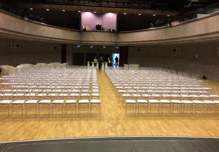 chiavari szék bérlés rendezvényekre, brent.hu