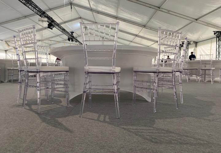 plexi chiavari szék bérlés, brent.hu