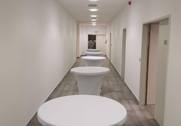 könyöklő bérlés, brent.hu