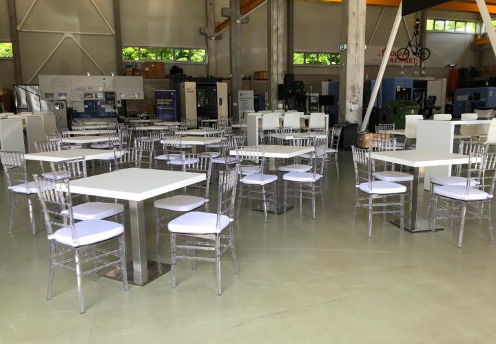 plexi chiavari szék bérlés, brent.hu
