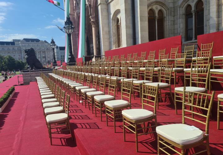 arany chiavari bérlés, brent.hu