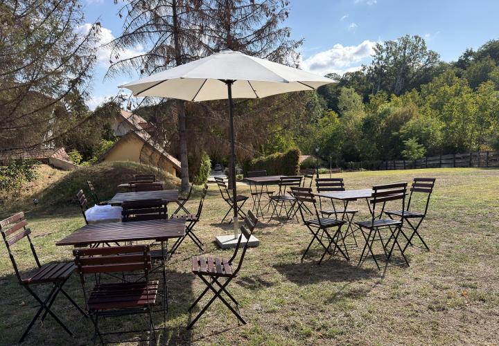 Outdoor event furniture hire from B'rent Kft!