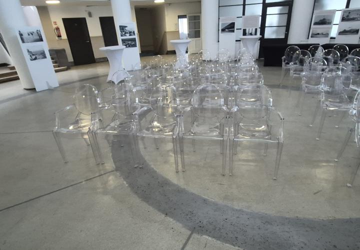 Igloo chair rental from B'rent Kft!