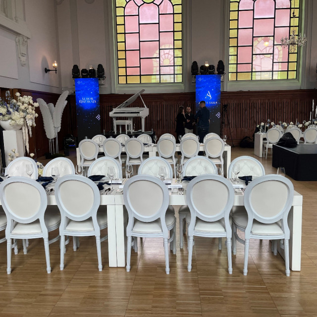 Louis szék fehér bérlés, brent.hu