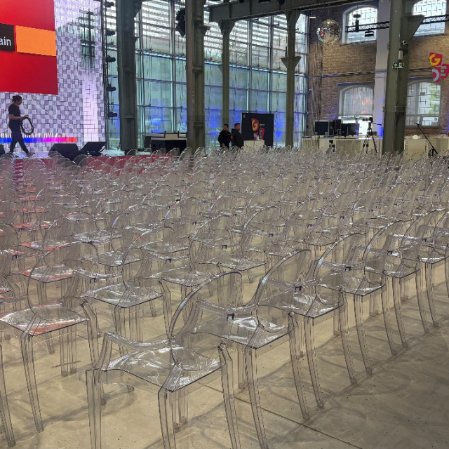 karfás plexi szék bérlés, brent.hu