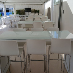 Híd koktélasztal bérlés Budapest, Brent Kft! híd koktélasztal bérlés, brent.hu