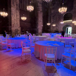 bútor bérlés rendezvényekre, brent.hu