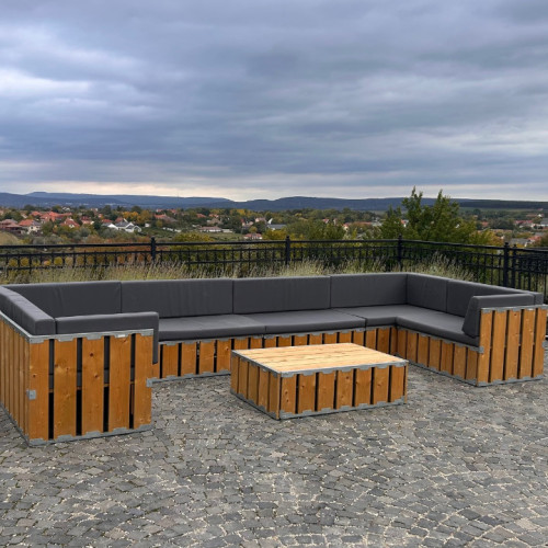 wood lounge box bérlés, brent.hu