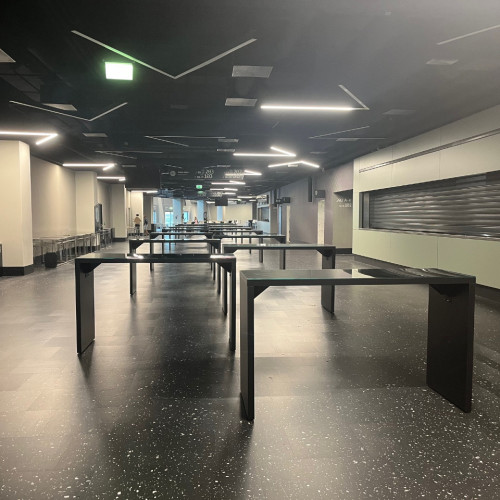 fekete híd koktélasztal bérlés, brent.hu