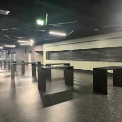 fekete híd koktélasztal bérlés, brent.hu