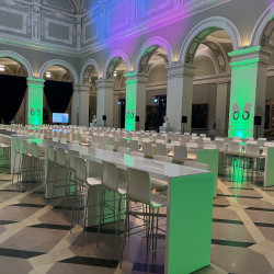 híd koktélasztal bérlés, brent.hu