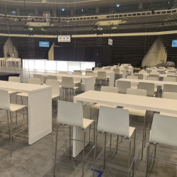 híd koktélasztal bérlés, brent.hu