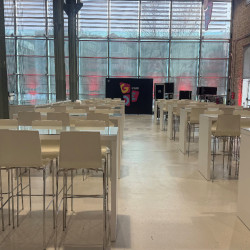 híd koktél asztal bérlés, brent.hu